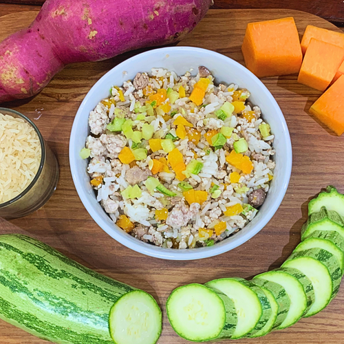 Alimento natural cozido sabor porco